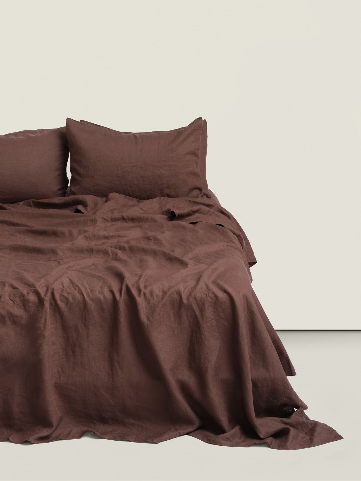 sheet set in chocolate