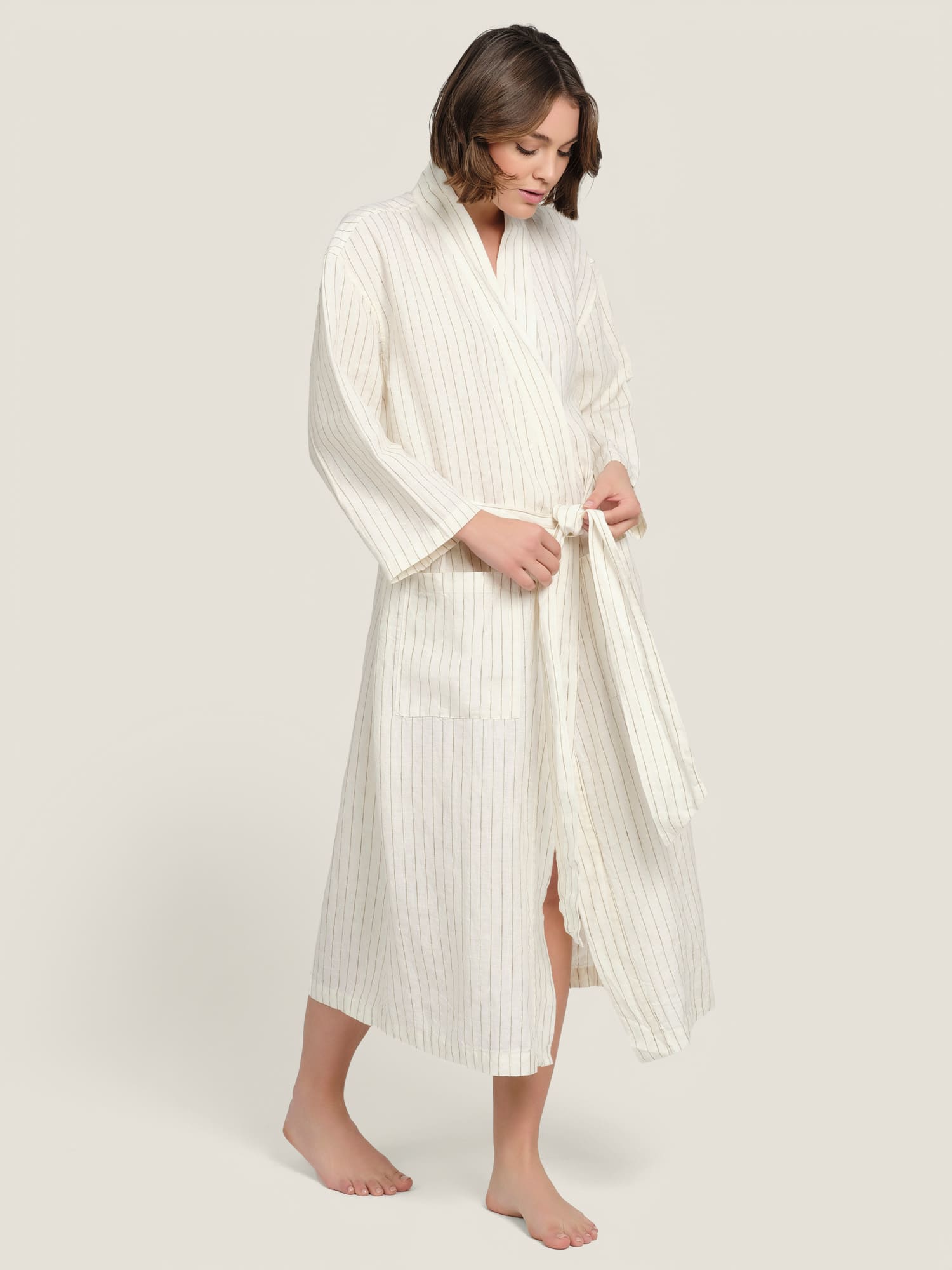 Linen robe in olive thin stripes